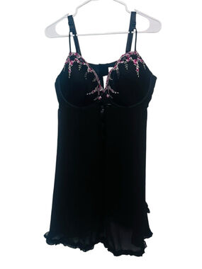 Cacique Babydoll Lingerie Nightie 22/24 Black Pink Floral Embroidered Bra Ruffle